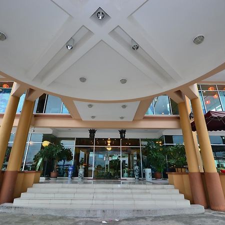 Lanvin Hotel Kota Kinabalu Buitenkant foto