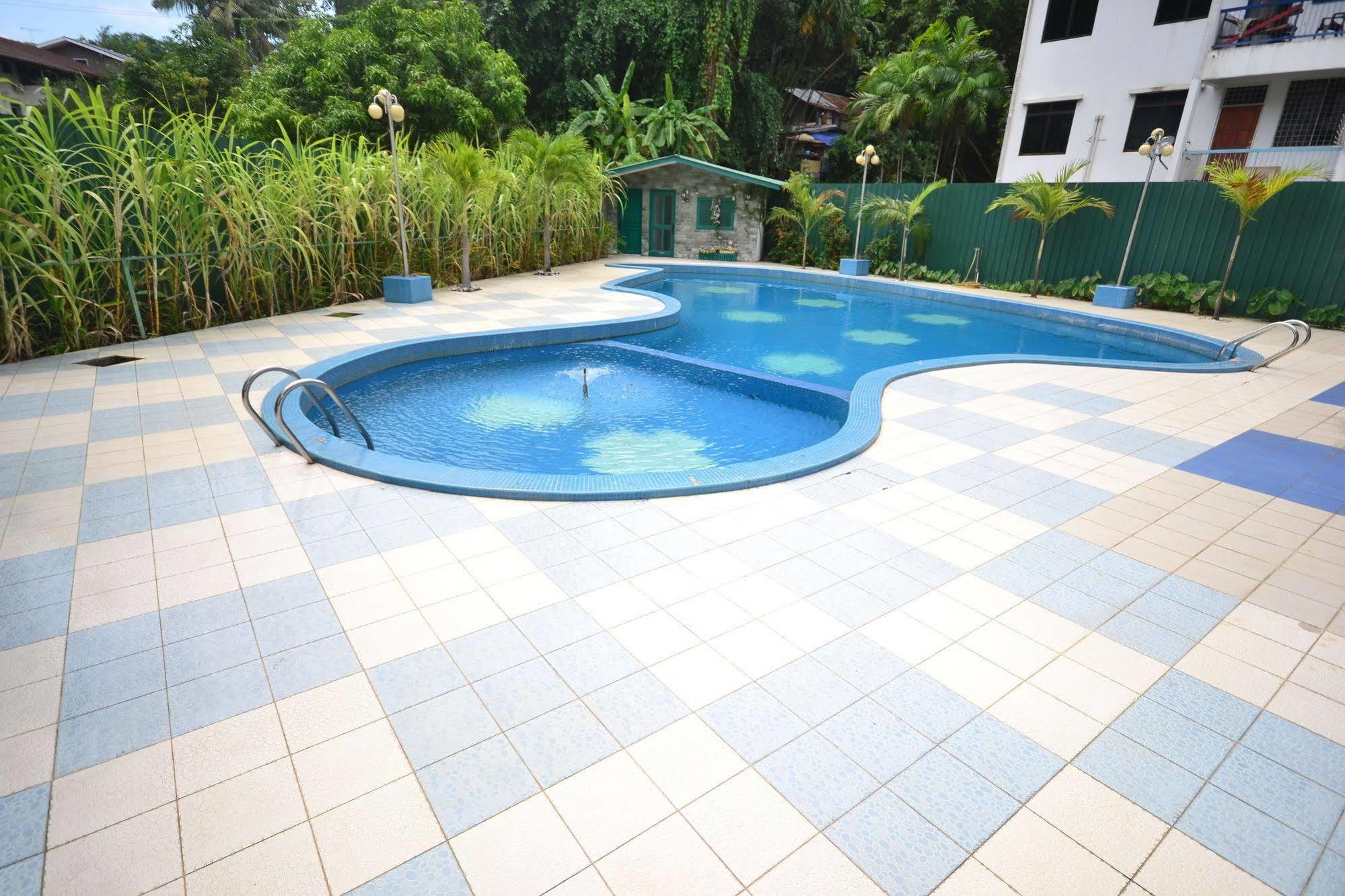 Lanvin Hotel Kota Kinabalu Buitenkant foto