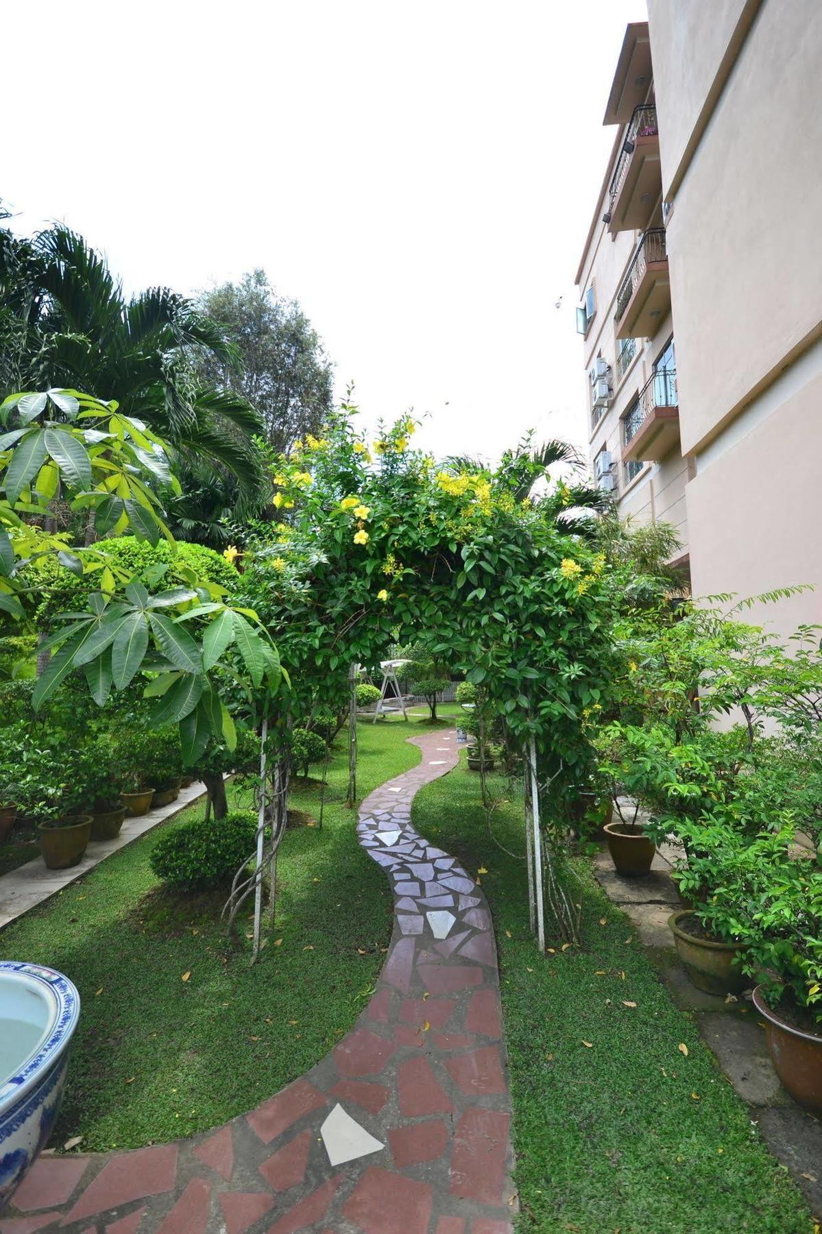 Lanvin Hotel Kota Kinabalu Buitenkant foto